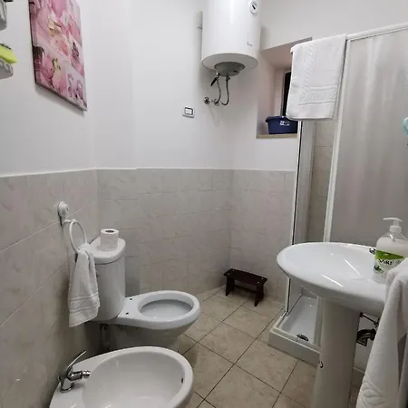 Apartment Esclusivo Cortile Duca D'aosta Ai Piedi Dell'etna *
